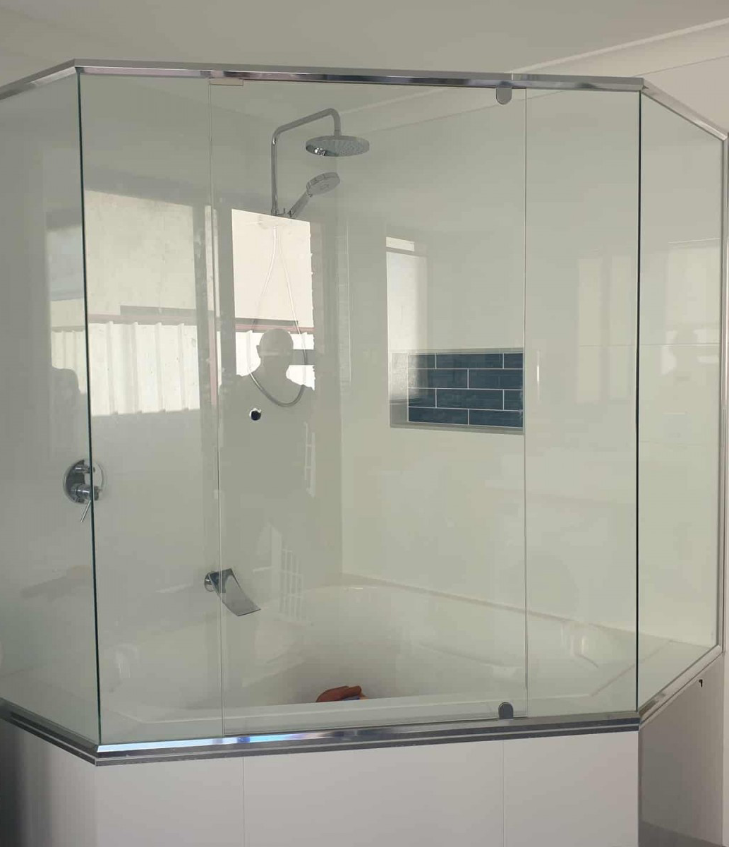 Neo-Angle Bathtub Glass Panel